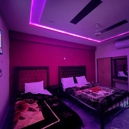 Oriole Guest House อิสลามาบัด ภายนอก รูปภาพ